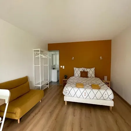 Les Sept Logias Holiday home *