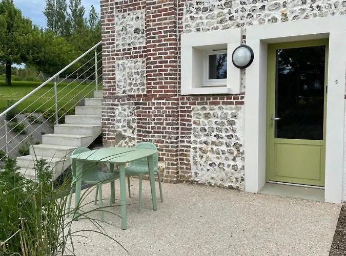 Les Sept Logias Semesterbostad *