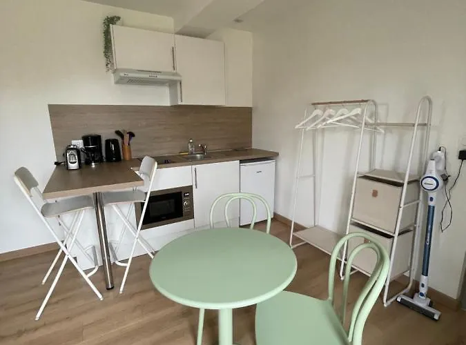 Les Sept Logias Semesterbostad Les Loges (Seine-Maritime)